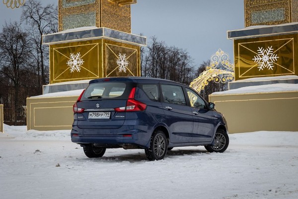 Японский Largus из Индии: тест-драйв Suzuki Ertiga Японский Largus из Индии: тест-драйв Suzuki Ertiga