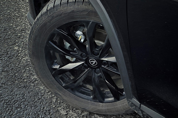 Три экрана, лонч-контроль и гоночный режим: тест-драйв Changan CS35 Max Три экрана, лонч-контроль и гоночный режим: тест-драйв Changan CS35 Max